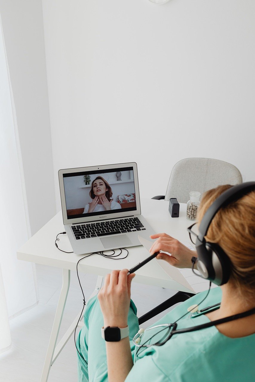 entdecken sie die zukunft der gesundheitsversorgung mit telemedizin. erhalten sie medizinische beratung und behandlung bequem von zu hause aus, wann immer sie es benötigen. revolutionieren sie ihre gesundheitsroutine mit innovativen digitalen lösungen.